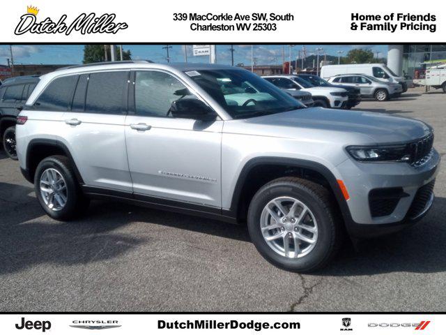 2025 Jeep Grand Cherokee Laredo X 4x4 for sale in South Charleston, WV