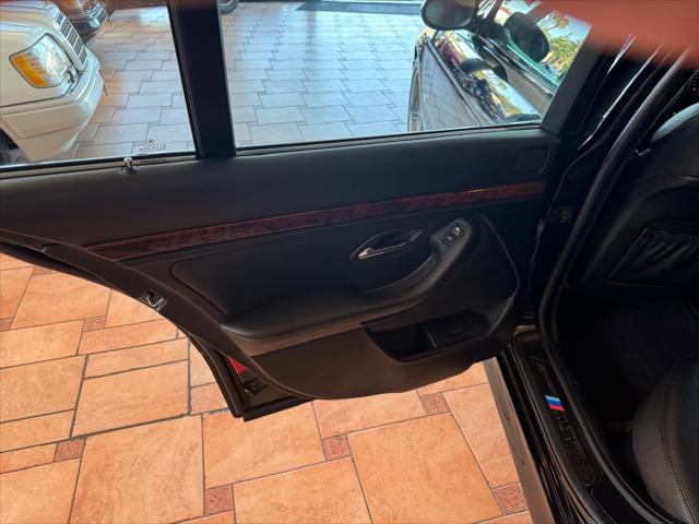 2002 BMW M5 Sedan