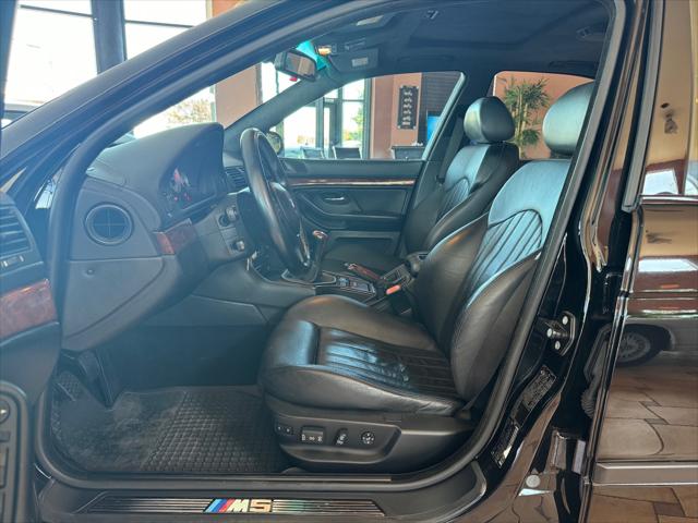 2002 BMW M5 Sedan