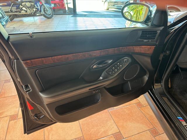 2002 BMW M5 Sedan