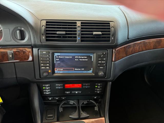 2002 BMW M5 Sedan
