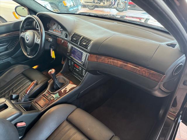 2002 BMW M5 Sedan