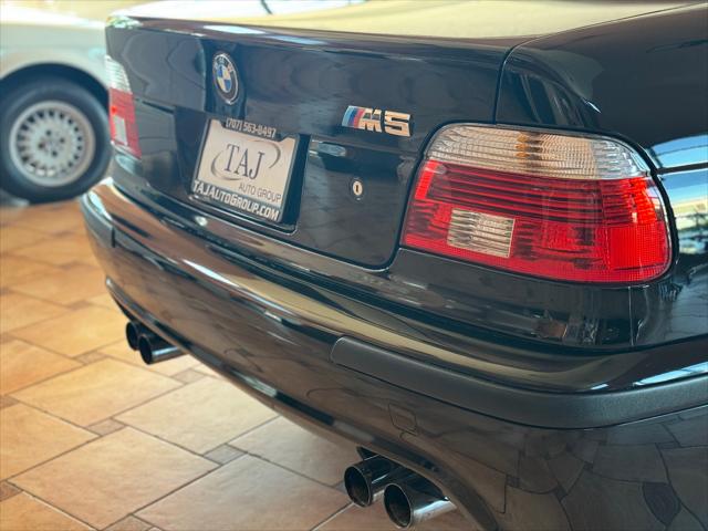 2002 BMW M5 Sedan