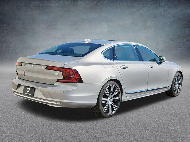 2024 Volvo S90 Recharge T8 Ultimate