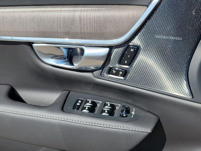 2024 Volvo S90 Recharge T8 Ultimate