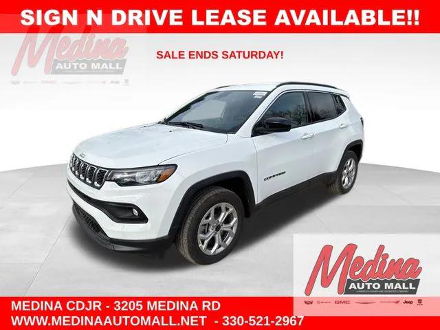 2025 Jeep Compass COMPASS LATITUDE 4X4