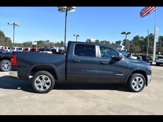 2025 RAM Ram 1500 RAM 1500 LONE STAR CREW CAB 4X2 57 BOX