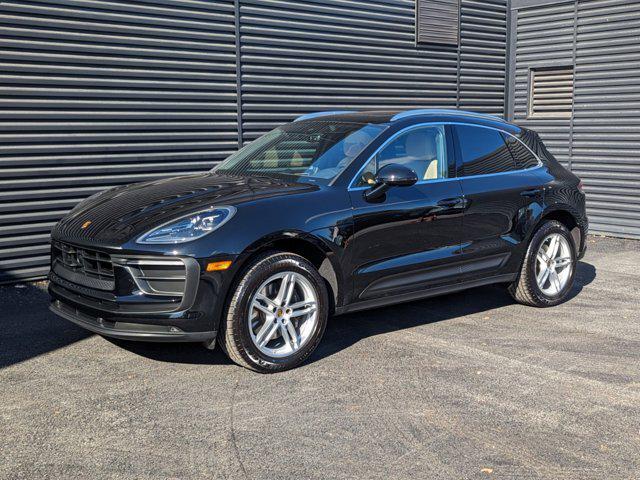 2024 Porsche Macan T