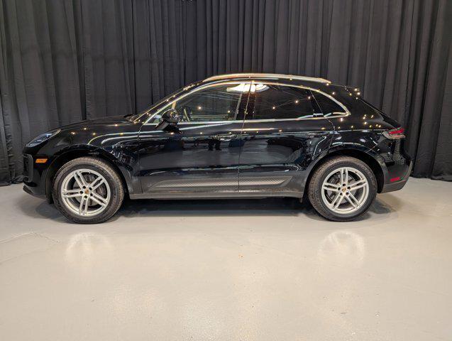 2024 Porsche Macan T