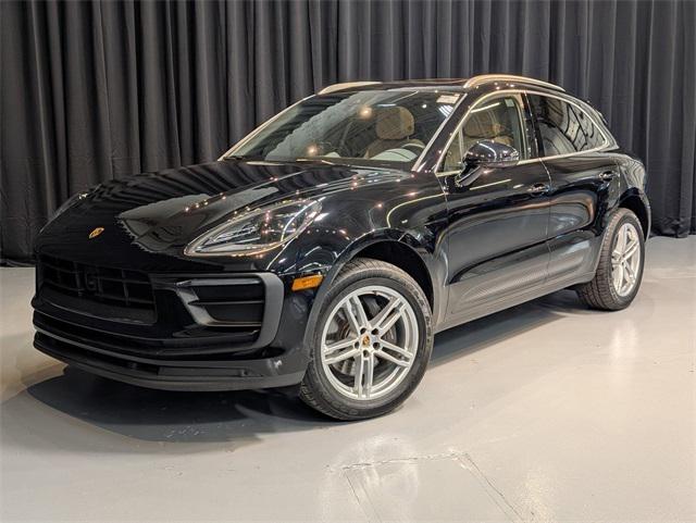 2024 Porsche Macan T