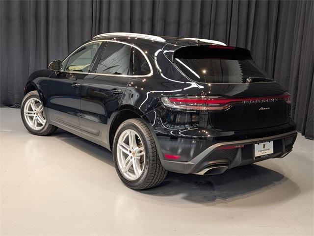 2024 Porsche Macan T