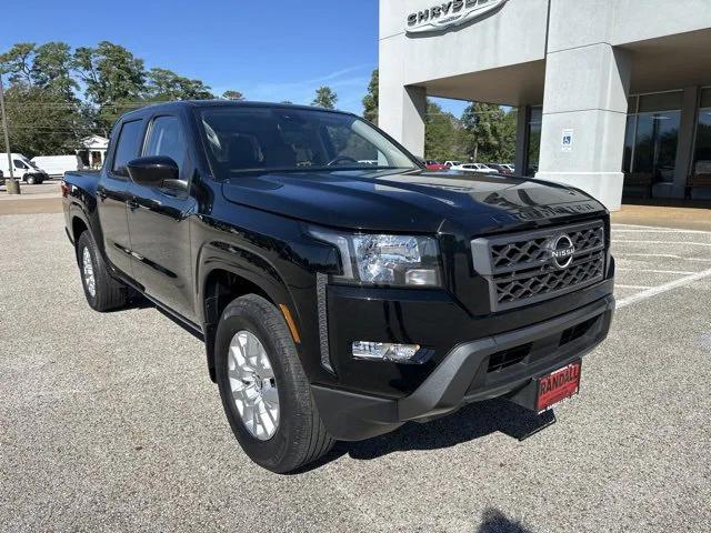 2022 Nissan Frontier Crew Cab SV 4x2