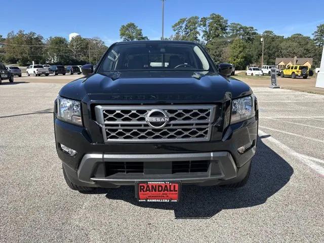 2022 Nissan Frontier Crew Cab SV 4x2