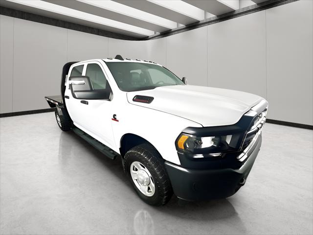 2023 RAM 2500 Tradesman Crew Cab 4x4 8 Box