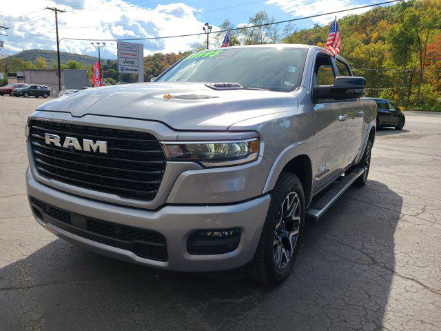 2025 RAM 1500 Laramie Crew Cab 4x4 57 Box