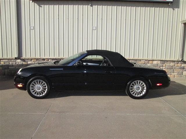 2005 Ford Thunderbird 2dr Convertible 50th Anniversary