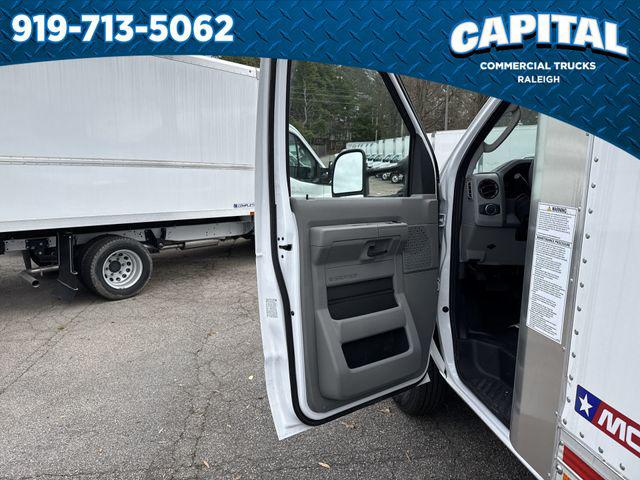 2025 Ford E-350 Cutaway 14FT BOX