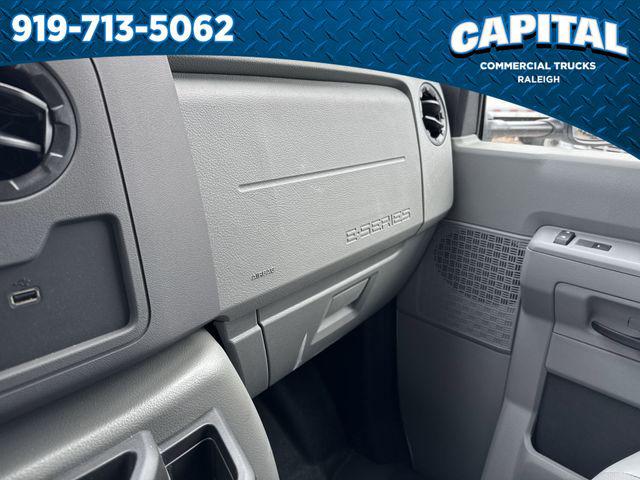2025 Ford E-350 Cutaway 14FT BOX