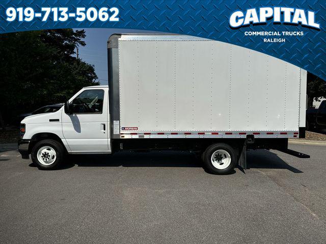 2025 Ford E-350 Cutaway 14FT BOX