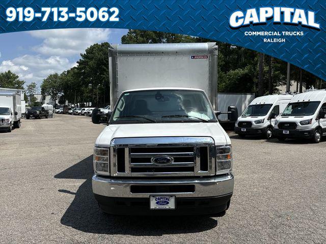 2025 Ford E-350 Cutaway 14FT BOX