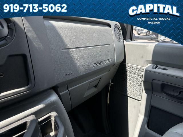 2025 Ford E-350 Cutaway 14FT BOX