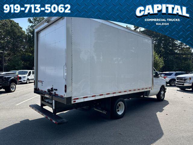 2024 Ford E-350 Cutaway 15FT BOX/RAMP