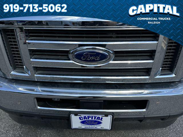 2024 Ford E-350 Cutaway 15FT BOX/RAMP