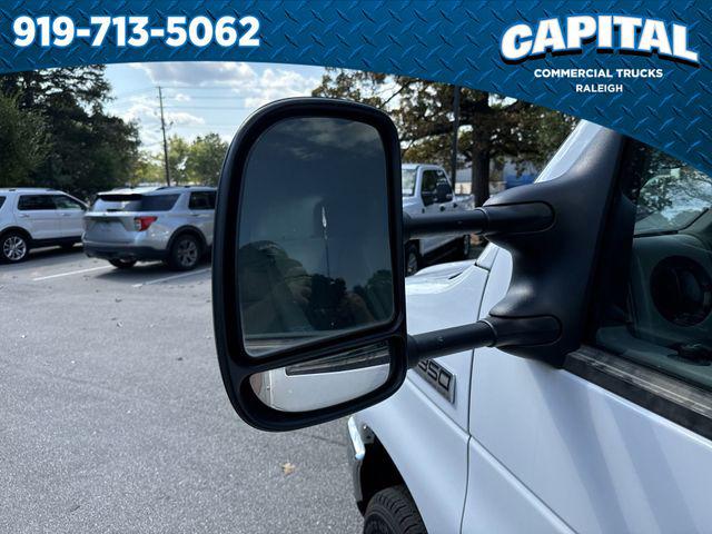 2024 Ford E-350 Cutaway 15FT BOX/RAMP