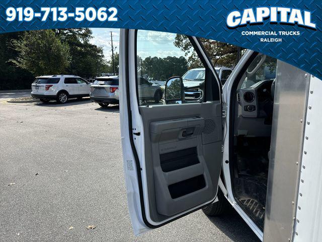 2024 Ford E-350 Cutaway 15FT BOX/RAMP