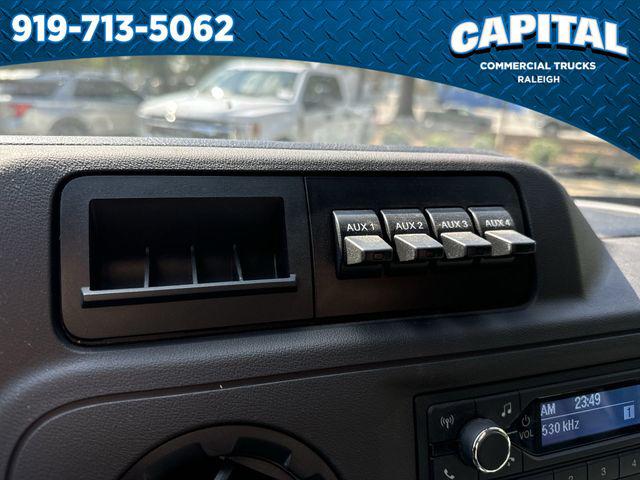 2024 Ford E-350 Cutaway 15FT BOX/RAMP