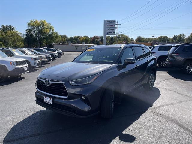 2021 Toyota Highlander Hybrid XLE