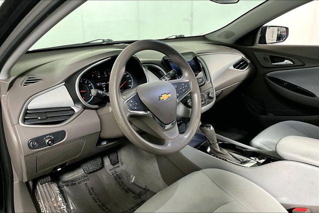 Used 2019 Chevrolet Malibu For Sale in Olive Branch, MS