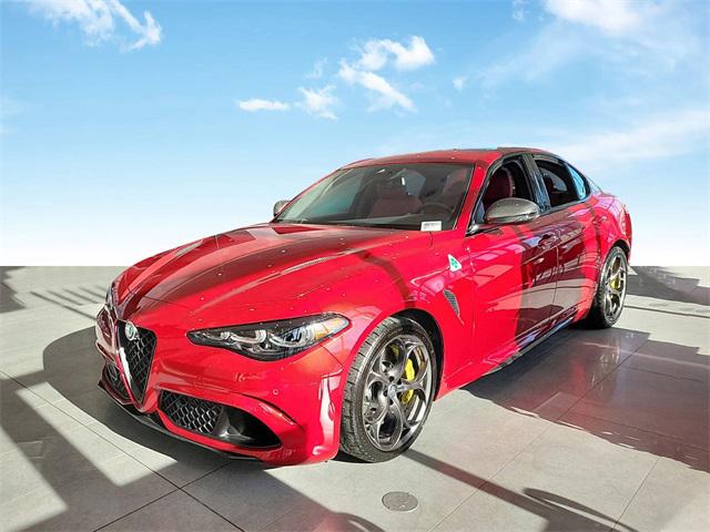 2024 Alfa Romeo Giulia GIULIA QUADRIFOGLIO CARBON RWD