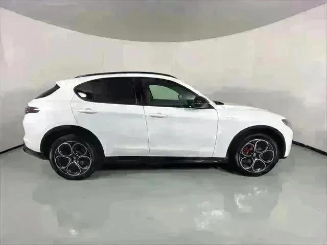 2025 Alfa Romeo Stelvio STELVIO AWD