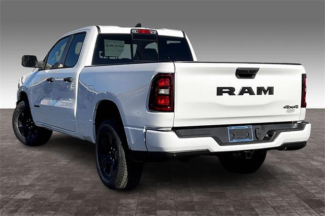 2025 RAM Ram 1500 RAM 1500 TRADESMAN QUAD CAB 4X4 64 BOX