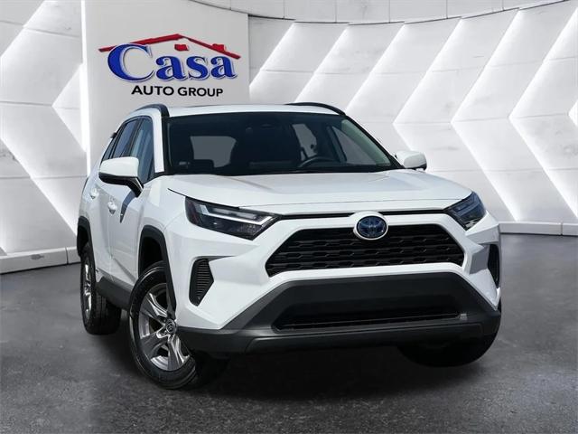 2023 Toyota RAV4 Hybrid XLE