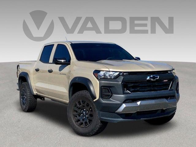 2023 Chevrolet Colorado 4WD Crew Cab Short Box Trail Boss