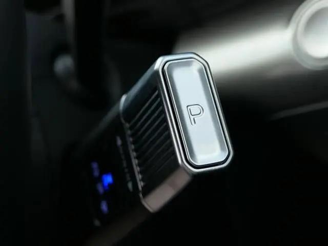 2025 Hyundai Kona EV SEL