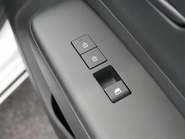 2025 Hyundai Kona EV SEL