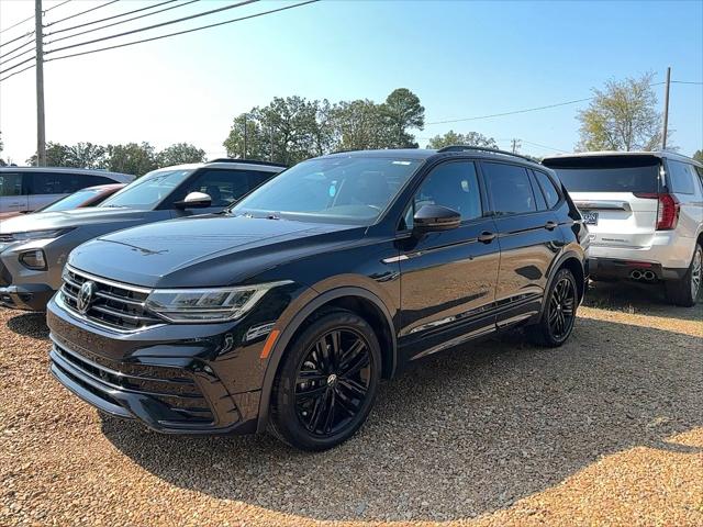 2022 Volkswagen Tiguan 2.0T SE R-Line Black