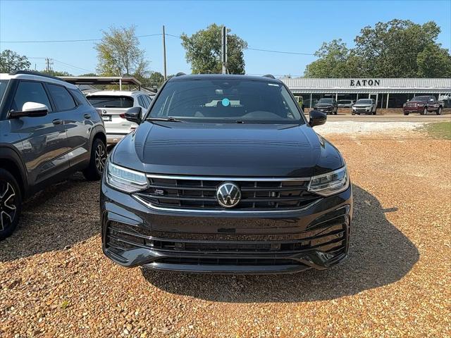 2022 Volkswagen Tiguan 2.0T SE R-Line Black