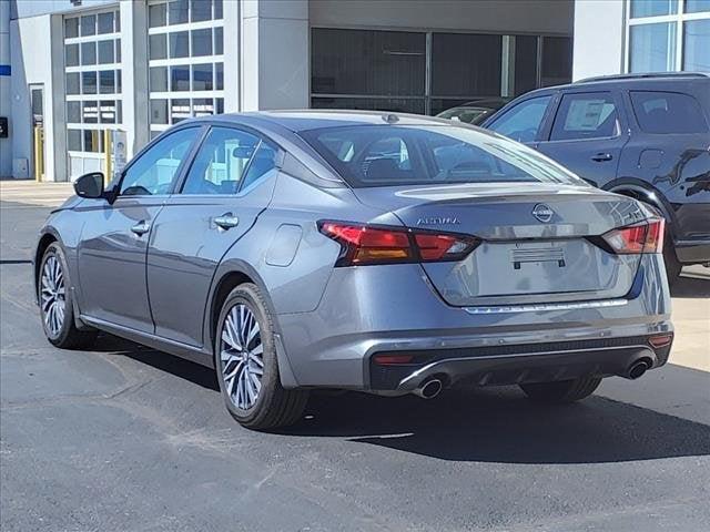 2023 Nissan Altima SV FWD
