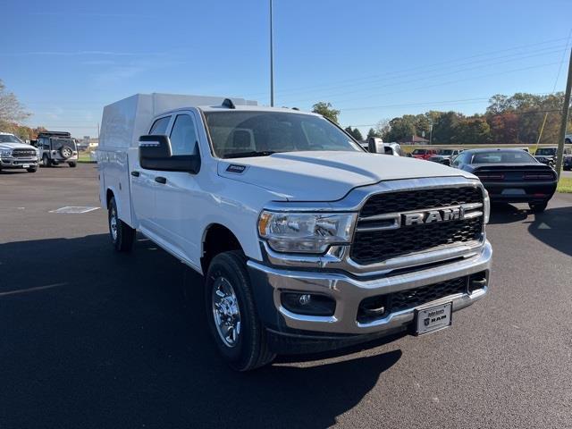 2024 RAM Ram 3500 RAM 3500 TRADESMAN CREW CAB 4X4 8 BOX