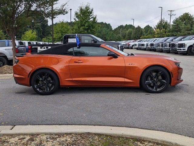 2022 Chevrolet Camaro RWD Convertible LT1