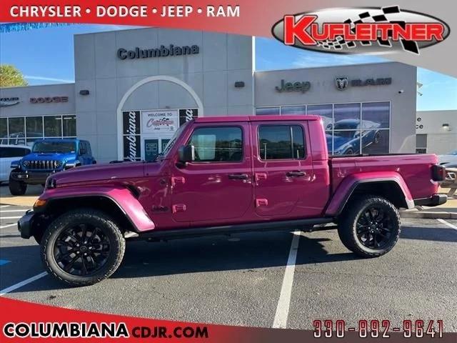 2024 Jeep Gladiator GLADIATOR NIGHTHAWK 4X4