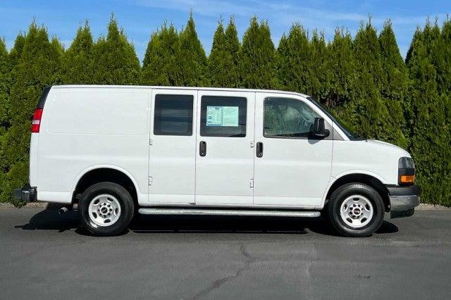 2022 GMC Savana Cargo RWD 2500 Regular Wheelbase Work Van