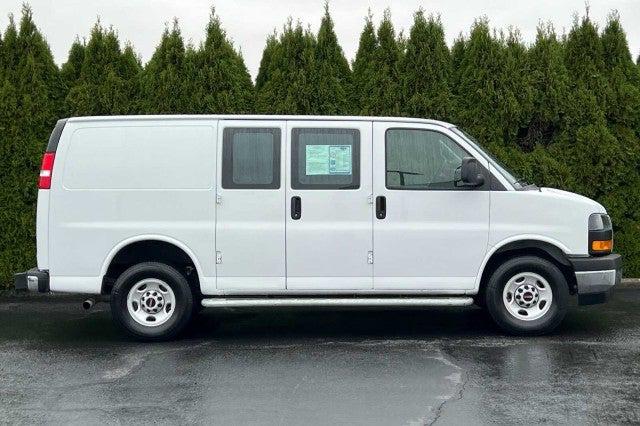 2022 GMC Savana Cargo RWD 2500 Regular Wheelbase Work Van