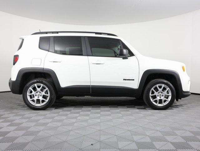 2023 Jeep Renegade RENEGADE LATITUDE 4X4