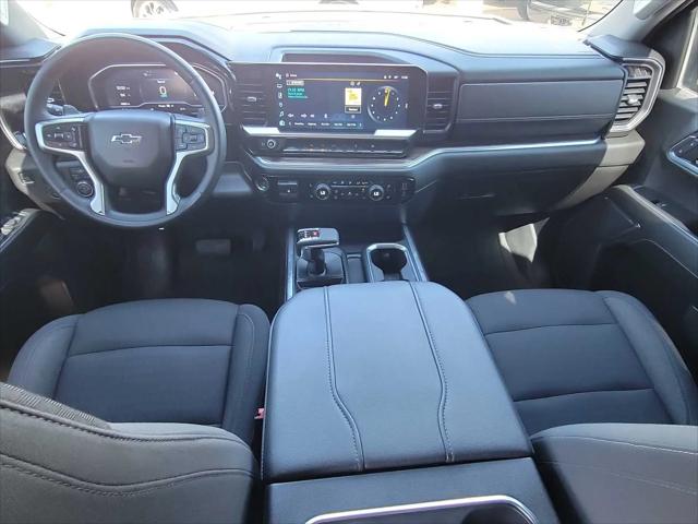 2023 Chevrolet Silverado 1500 4WD Crew Cab Short Bed RST