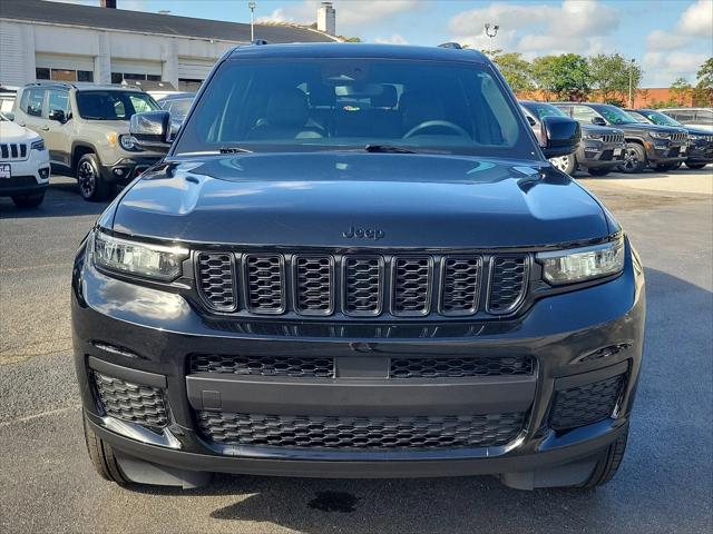 2023 Jeep Grand Cherokee L Altitude 4x2